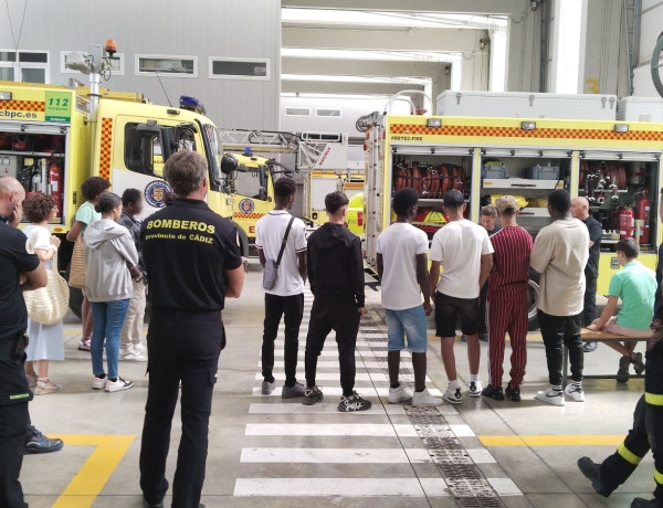Labora Cádiz visita Parque Bomberos