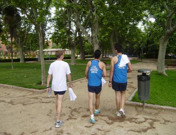 Menores y profesionales del Centro Mariano Ribera participan en la ‘29ª Volta a peu a Valencia’