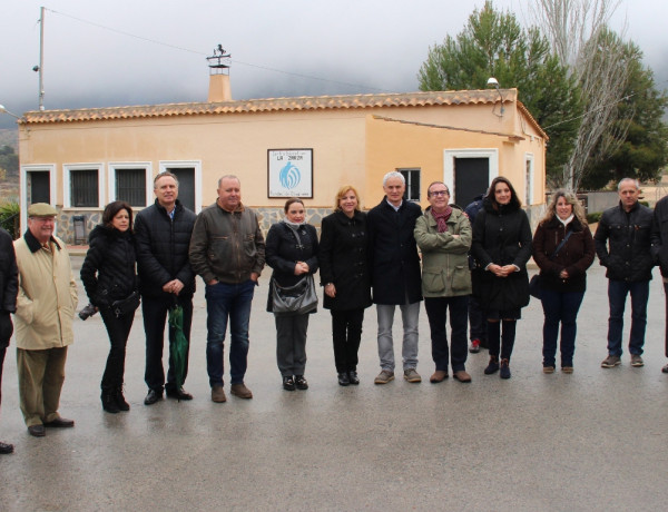 Visita consejera de Familia e Igualdad de Oportunidades y Círculo de Economía al centro 'La Zarza'. Fundación Diagrama.