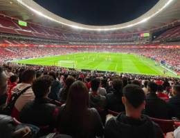 Jóvenes de Zarandona asisten al encuentro de Marruecos en el Wanda Metropolitano