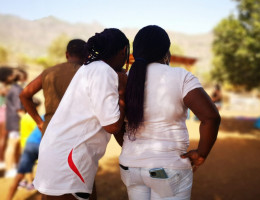 Jóvenes y familias de los hogares ‘Jiribilla’, ‘Tamarán’ y ‘Cachibache’ comparten una jornada de convivencia educativa en la naturaleza