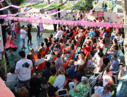 Representación musical para celebrar el 5º aniversario del centro Campanar de Valencia