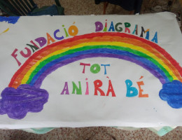 Los jóvenes atendidos en los cuatro Servicios de Primera Acogida y Atención Integral 'Ebre’ realizan conjuntamente un mural solidario. 'Ebre I'. Fundación Diagrama. Cataluña 2020.