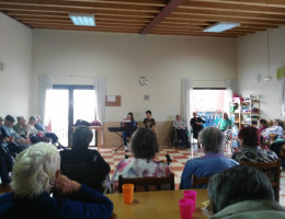 Visita de alumnas del conservatorio de Segovia a la residencia 'Virgen de Veladíez' de Espirdo. Fundación Diagrama 2017.