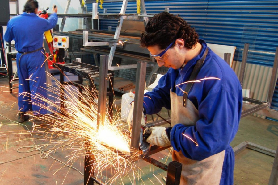 Más de 500 jóvenes han accedido al mercado laboral gracias al programa 'Labora' 2010-2011 desarrollado en  Andalucía