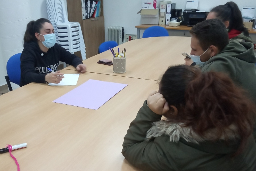 15 personas jóvenes atendidas en el Programa Labor E-Job de Ciudad Real participan en talleres de refuerzo de competencias clave