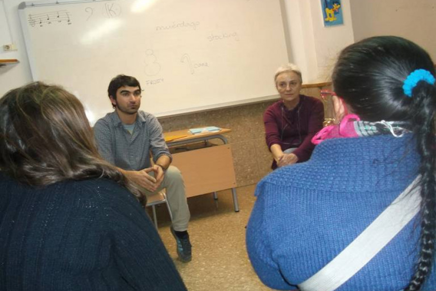 Comienza la primera edición de la ‘Escuela de Familias’ del Centro de Acogida 'Campanar' de Valencia
