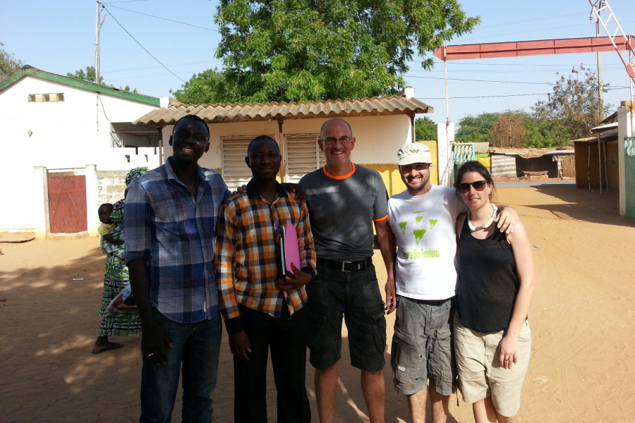 Fundación Diagrama y Diante Bou Bess colaboran con Dentistas Sin Fronteras para tratar los problemas bucodentales de la comunidad rural de Sandiara (Senegal)