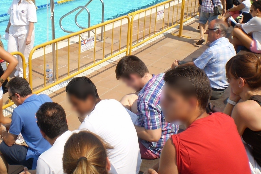 Jóvenes del centro ‘La Villa’ asisten al Campeonato de España Junior de Natación en Valencia