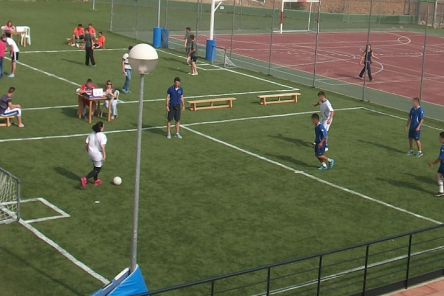Los menores del centro ‘La Cañada’ de Fernán Caballero (Ciudad Real) participan en su propio Mundialito de Fútbol