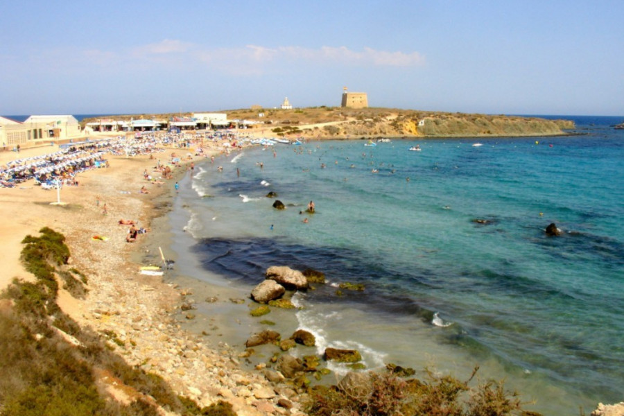 Actividad de educación medioambiental en la isla de Tabarca. 2017. Menores del centro 'Llauradors' (Elche) de Fundación Diagrama. 