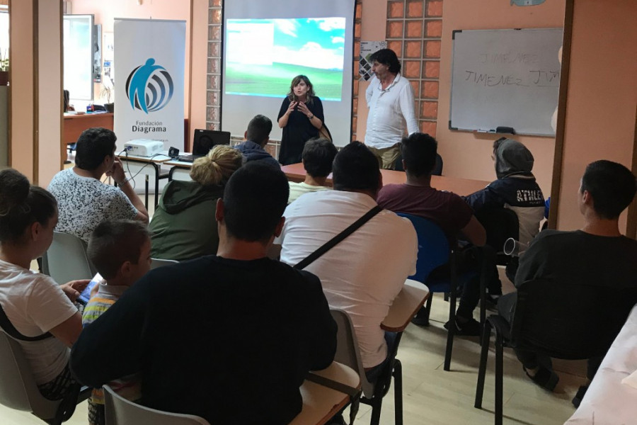 Los jóvenes del Programa de Inclusión Educativa de Cantabria participan en el acto de clausura del curso académico. Fundación Diagrama. Cantabria 2018. 