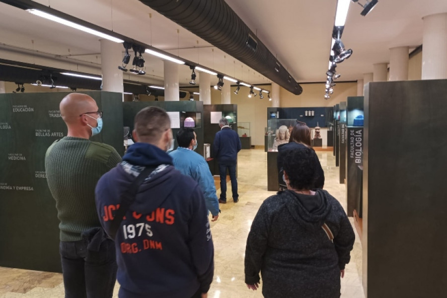 El Acuario de la Universidad de Murcia recibe la visita de las personas atendidas en el centro de día ‘Heliotropos’. Fundación Diagrama. Murcia 2022