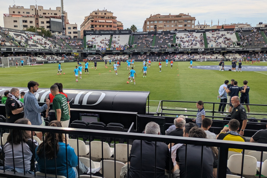 El estadio Castalia, poco antes del inicio del encuentro