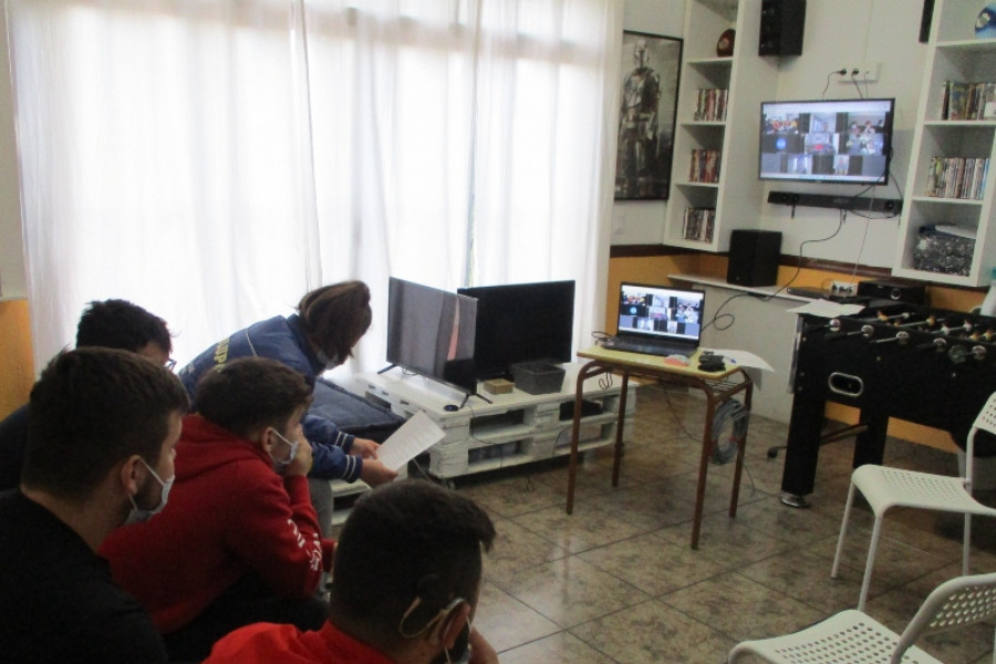 El atleta paralímpico Juan Antonio Menor ofrece una charla telemática a personas jóvenes atendidas por Fundación Diagrama en las provincias de Albacete, Valencia y Alicante. Castilla-La Mancha y Comunidad Valenciana 2022