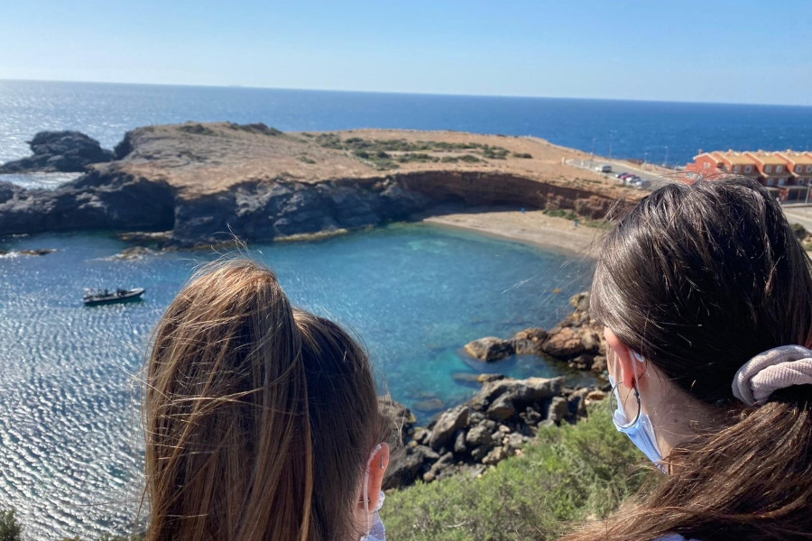 Cabo de Palos es el escenario de una nueva salida cultural de los menores atendidos en el hogar ‘Los Pinos’ de Molina de Segura (Murcia)