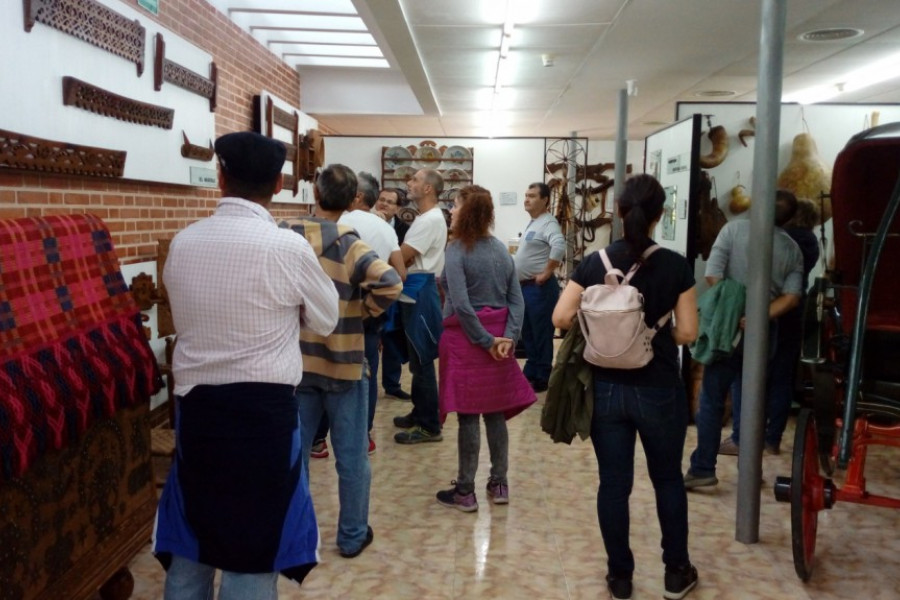 Las personas atendidas en el Centro de Día ‘Heliotropos’ de Murcia visitan el Museo Etnológico de la Huerta. Fundación Diagrama. Murcia 2018.