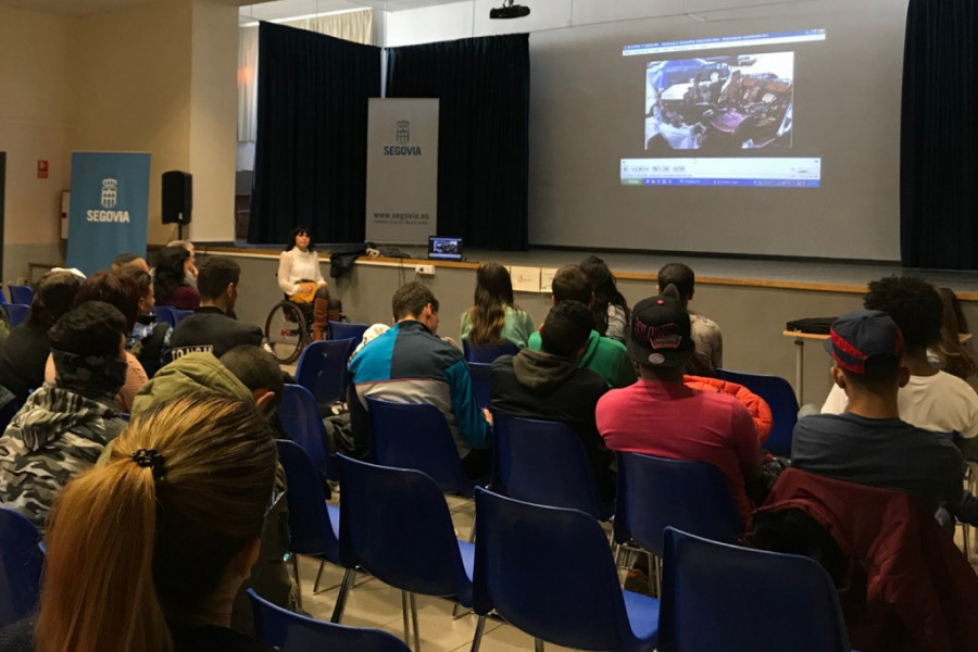 Los jóvenes del Programa Lucha Contra la Discriminación de Castilla y León participan en una actividad de sensibilización sobre el consumo de drogas	. Fundación Diagrama. Castilla y León 2018. 