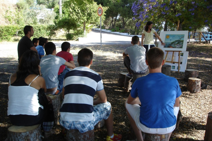 Los menores del centro ‘El Limonar’ de Alcalá de Guadaíra (Sevilla) aprenden la importancia de la conservación de acuíferos