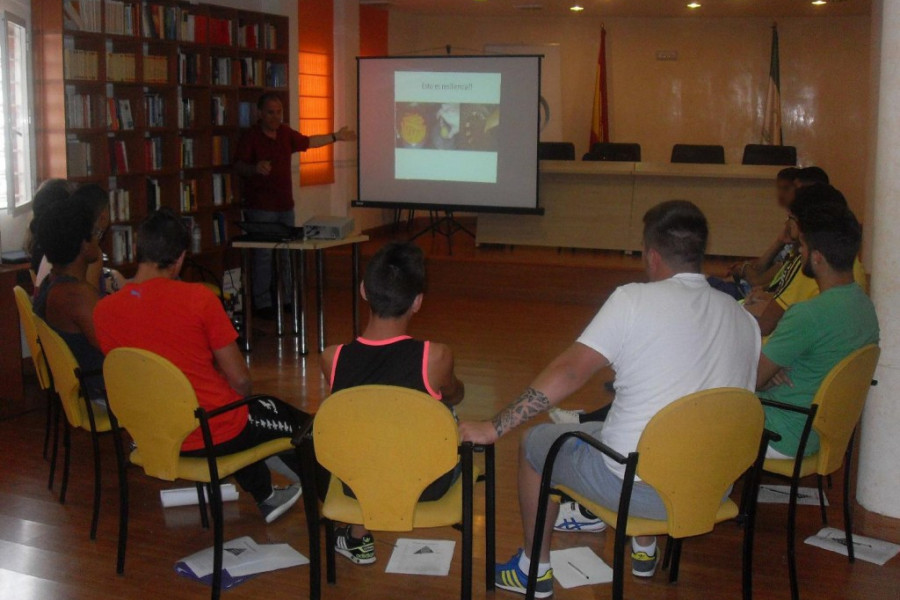 Jóvenes del centro ‘Las Lagunillas’ de Jaén participan en talleres de ocio y empleo dentro del Circuito de Iniciativas Juveniles