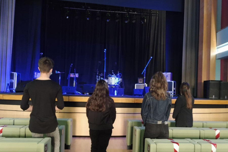 Cuatro jóvenes del Programa Labora de Jaén se forman como auxiliares de sala de espectáculos en los principales espacios escénicos de la ciudad