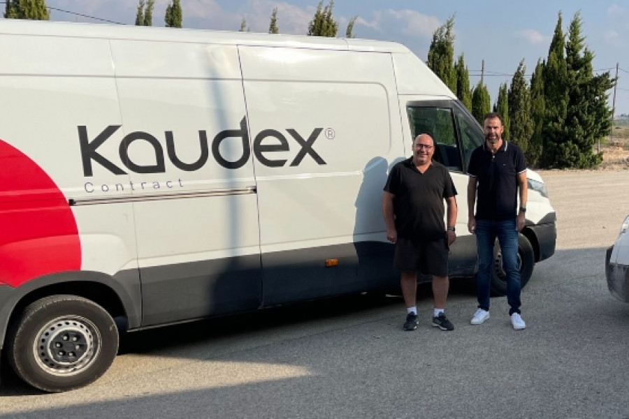 La empresa Kaudex realiza una donación de mobiliario a distintos centros y programas gestionados por Fundación Diagrama