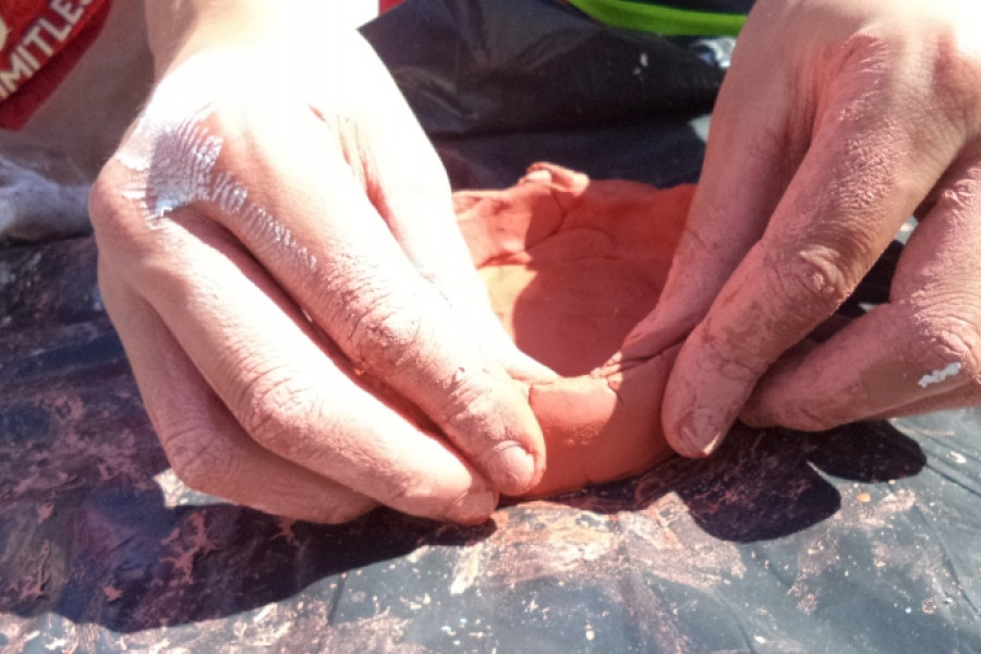 El equipo del centro ‘Las Moreras’ de Murcia impulsa actividades relacionadas con la arteterapia y los juegos populares