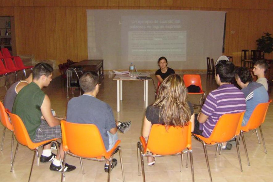 Fin de curso de la Escuela de Padres del Centro de Reeducación Mariano Ribera de Burjassot (Valencia)