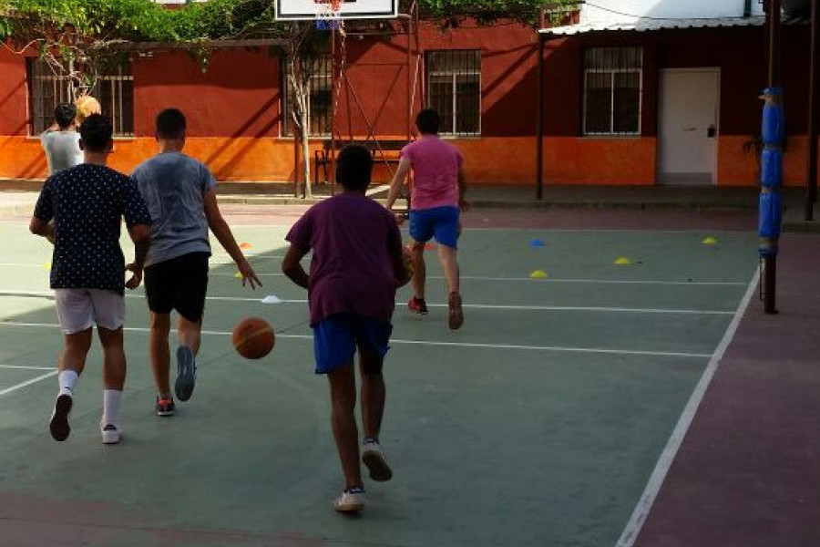 Escuela de Baloncesto Curso 2017/2018. Centro 'Medina Azahara' de Córdoba. Fundación Diagrama. 2017