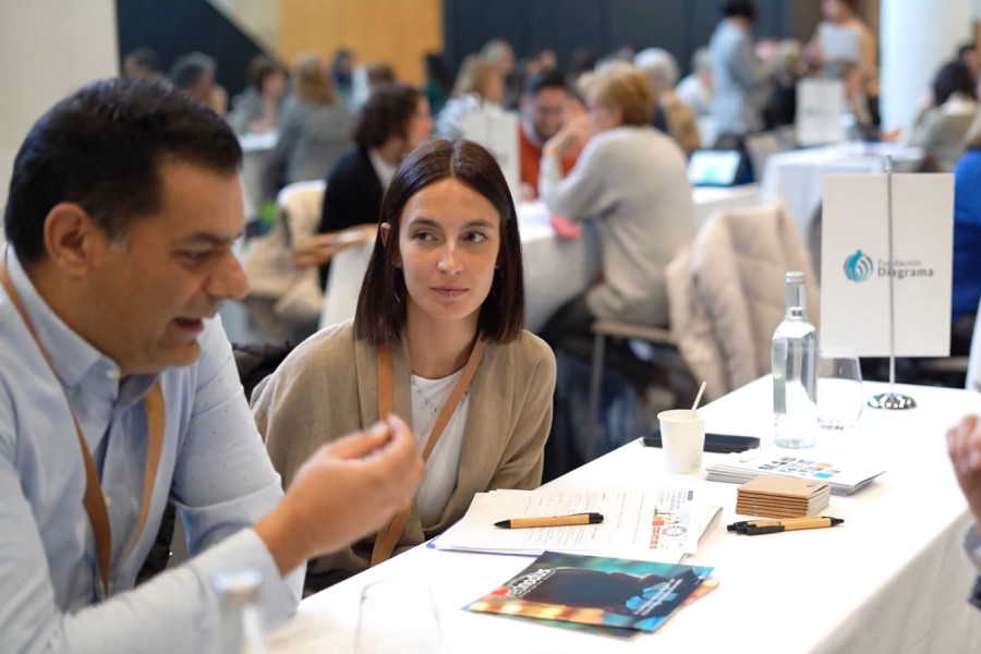 Imagen de una de las reuniones entre Fundación Diagrama y las empresas presentes en el evento