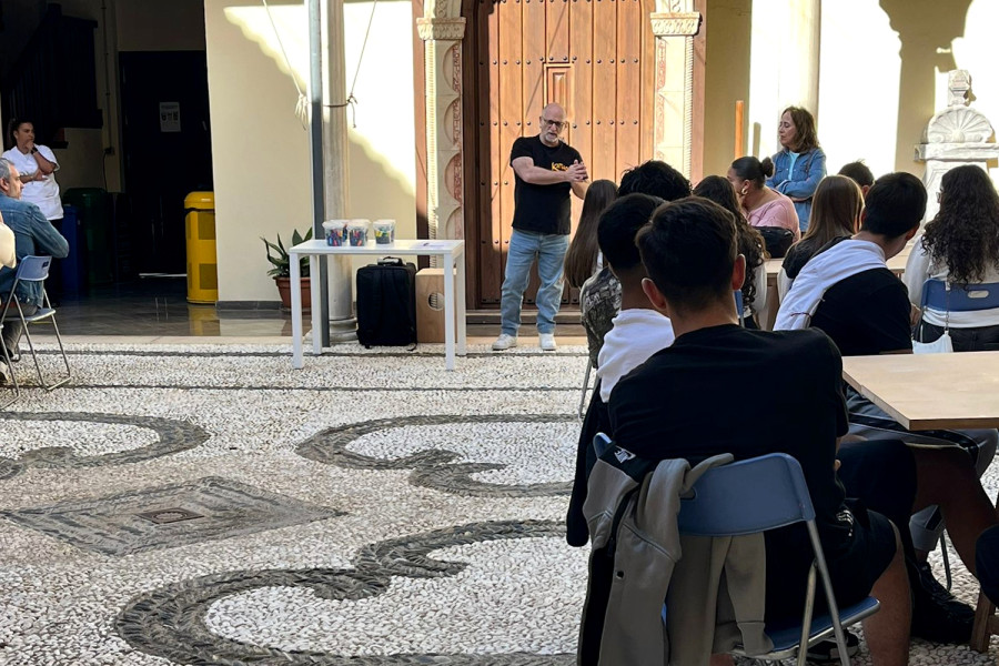 Taller de flamenco y artesanía