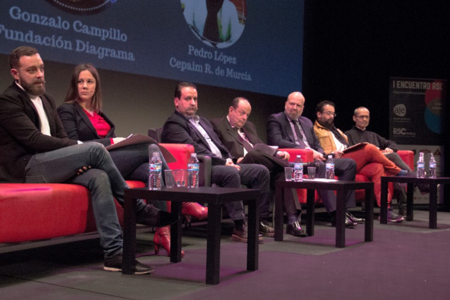 Fundación Diagrama participa en el I Encuentro RSC ‘Empresarios Responsables’ organizada por AJE Región de Murcia. 2019. 