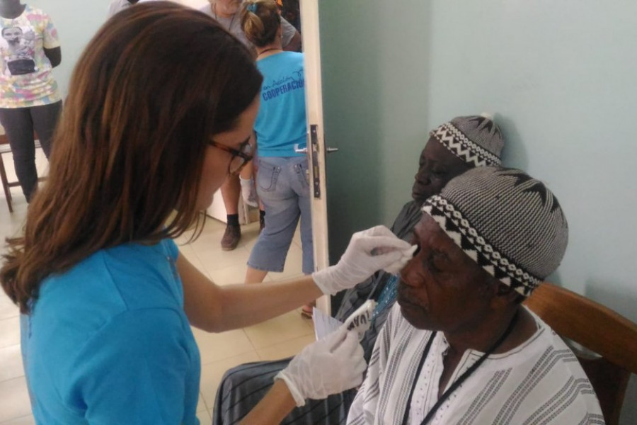 Fundación Diagrama y Azul en Acción concluyen con éxito su tercera campaña en Senegal con más de 2.500 consultas y 300 intervenciones quirúrgicas. Internacional 2018. 