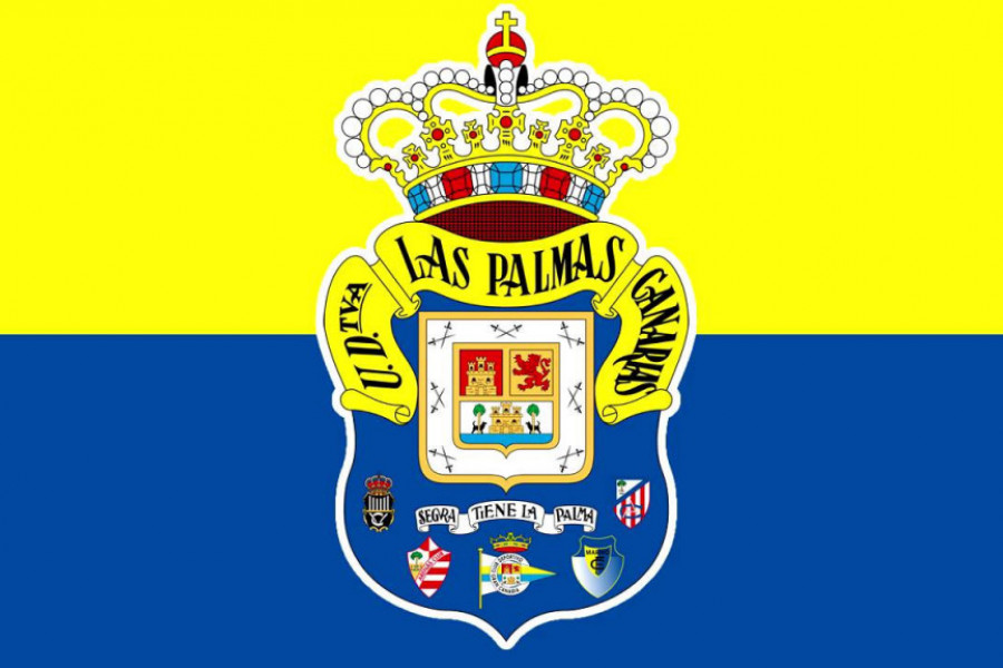 Un grupo de menores del centro ‘Cardones’ de Las Palmas de Gran Canaria asiste a una cena de la U.D. Las Palmas con integrantes de sus proyectos sociales. Fundación Diagrama 2019. 