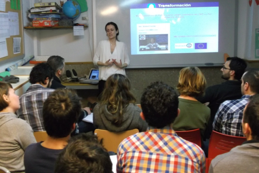 Los profesionales de Fundación Diagrama del centro ‘Campanar’ de Valencia asisten a un curso para mejorar el rendimiento académico de los menores