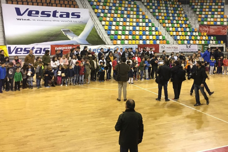 Los menores de ‘La Cañada’ participan en una actividad contra el bullying