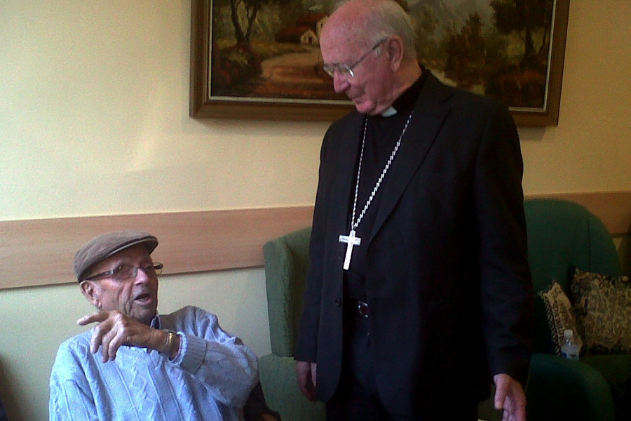 El Obispo de la Diócesis de Albacete visita la Residencia para mayores Nstra. Sra. de Cortes de Fundación Diagrama