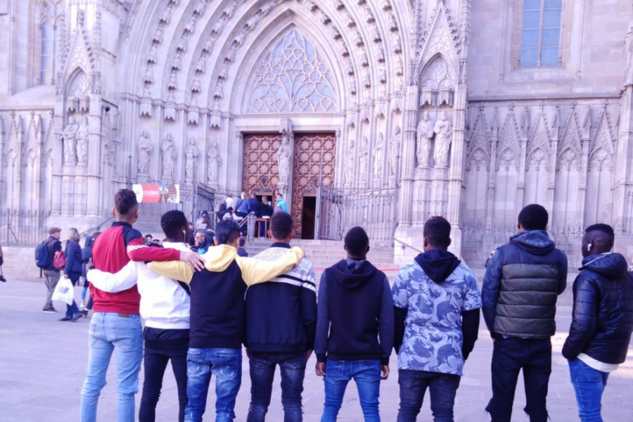 Los jóvenes atendidos en el Centre d'Acollida del Montsià de Amposta (Tarragona) participan en diversas actividades culturales y deportivas. Fundación Diagrama. Cataluña 2019  