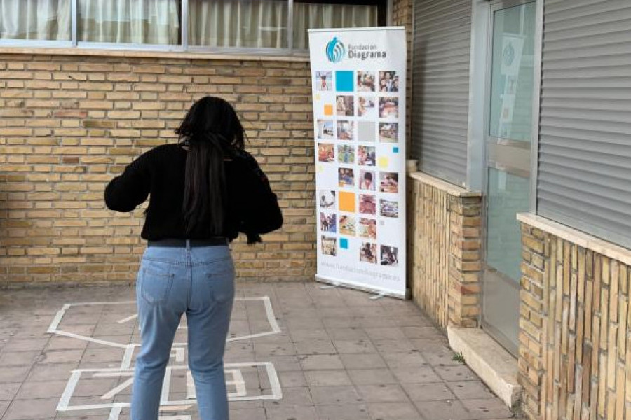 Jóvenes del centro de acogida ‘Lucentum’ de Alicante comparten una jornada de convivencia con alumnos del Colegio Salesiano Don Bosco. Fundación Diagrama. Comunidad Valenciana 2019. 