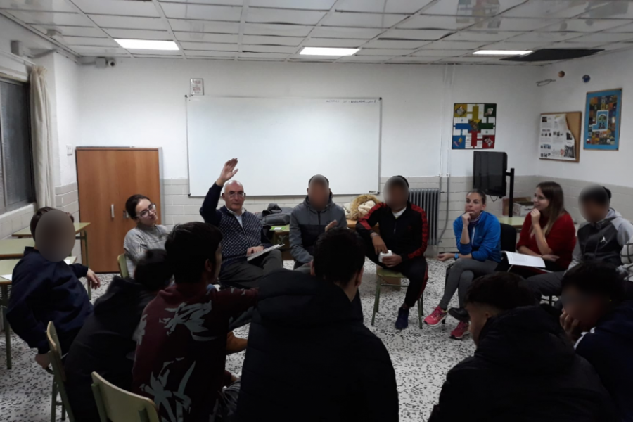 Los menores atendidos en el centro de internamiento ‘San Miguel’ de Granada comienzan un taller de lectura y creación literaria. Fundación Diagrama. Andalucía 2019. 