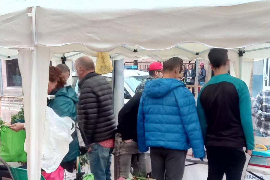 Los jóvenes atendidos en el centro ‘La Villa’ de Villena (Alicante) colaboran con la Asociación Nueva Vida en una actividad deportiva benéfica. Fundación Diagrama. Comunidad Valenciana 2019. 