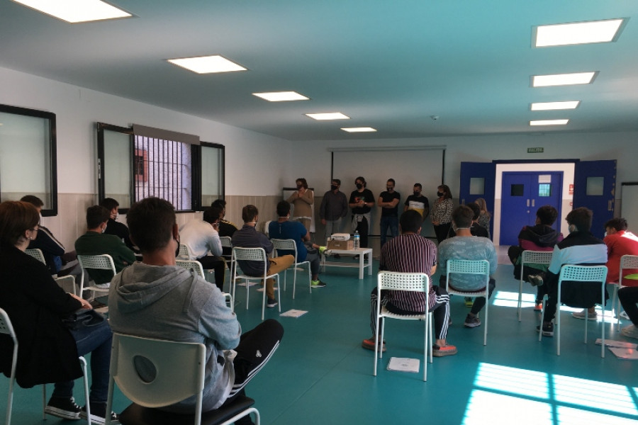 Los jóvenes atendidos en el centro ‘Odiel’ de Huelva finalizan un curso de prevención sobre adicciones