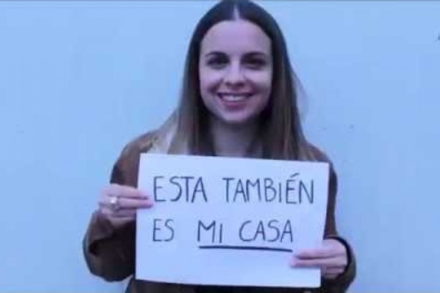 Los jóvenes atendidos en el Servicio de Primera Emergencia 'Can Santoi', en Molins de Rei (Barcelona) elaboran un video de apoyo a las personas confinadas por el Coronavirus. Fundación Diagrama. Cataluña 2020.