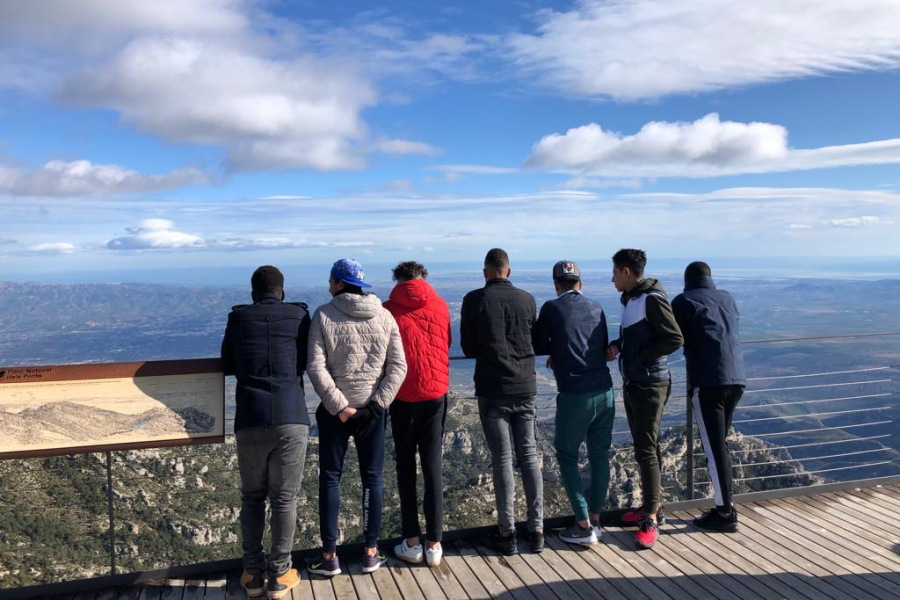 Los jóvenes atenidos el Centre d'Acollida del Montsià de Amposta (Tarragona) visitan el Parque Natural dels Ports. Fundación Diagrama. Cataluña 2019. 