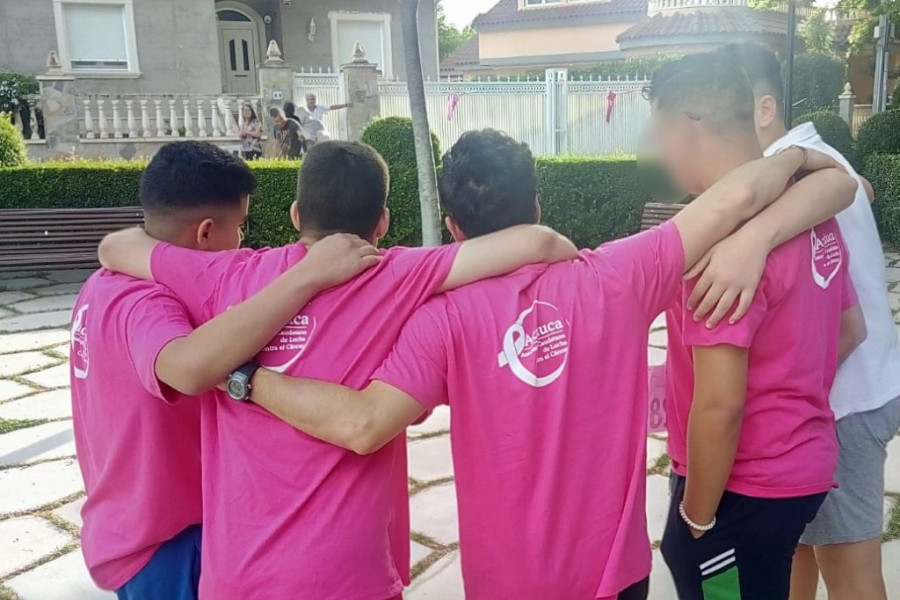 Los jóvenes atendidos en el centro ‘Alácera’ de Caudete participan en la V edición de la prueba deportiva Marea Rosa. Fundación Diagrama. Castilla-La Mancha 2019. 