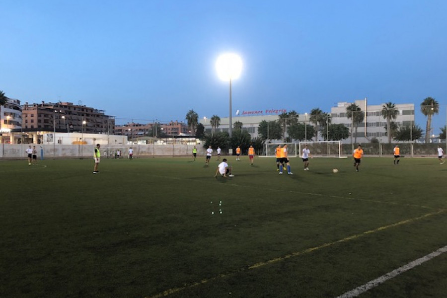 Los jóvenes atendidos en el centro ‘Lucentum’ de Alicante comparten una jornada de convivencia impulsada por Verne Technology Group. Fundación Diagrama. Comunidad Valenciana 2018. 