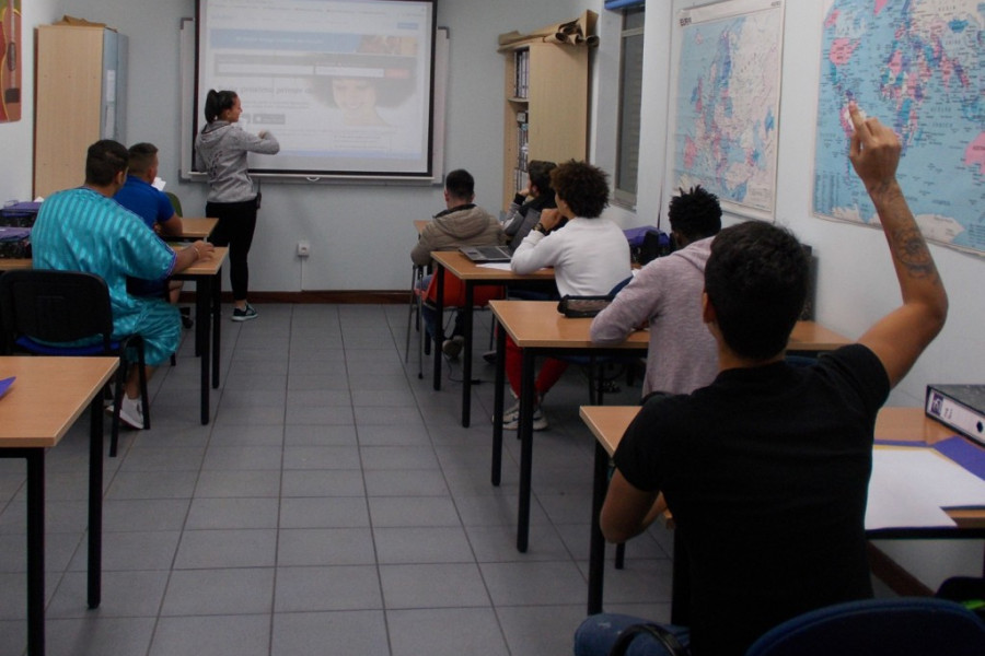 Los jóvenes atendidos en el Centro Socioeducativo Juvenil de Cantabria participan en un programa de prevención y sensibilización sobre las nuevas tecnologías. Fundación Diagrama 2018.