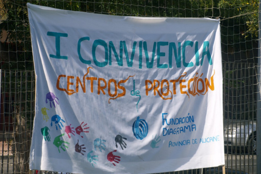 Los jóvenes atendidos en los centros de protección gestionados por Diagrama en la provincia de Alicante celebran una jornada de convivencia. Comunidad Valenciana 2019. 