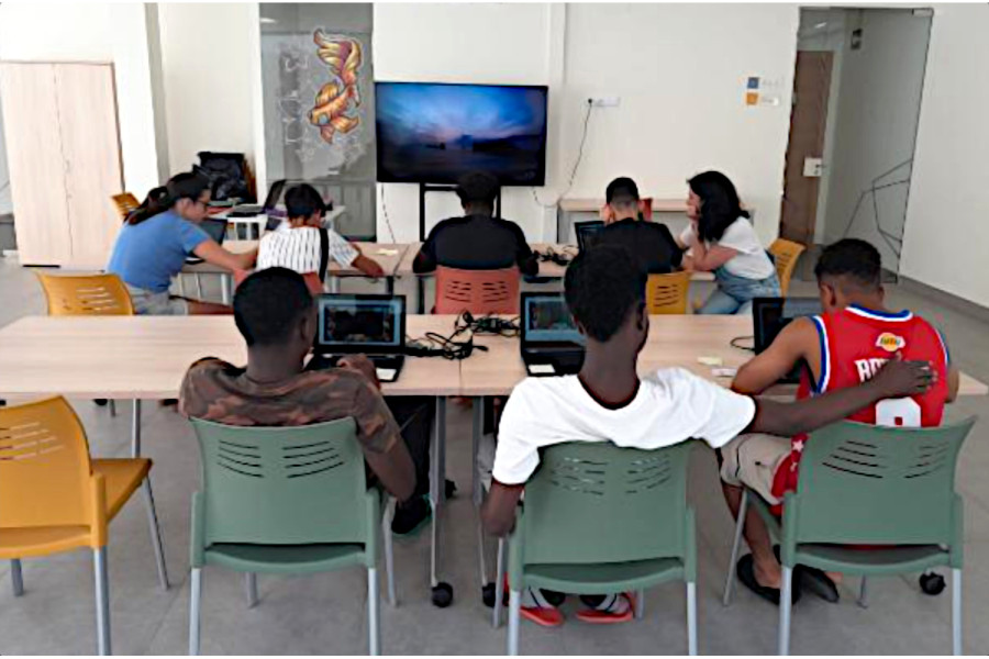 Cuatro jóvenes del hogar de acogida ‘Alácera’ de Caudete participan en un Campamento Digital organizado por Fundación Cibervoluntarios 