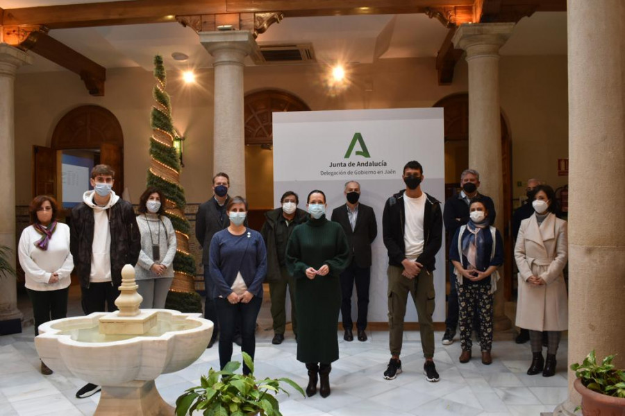 Los jóvenes de ‘Las Lagunillas’ de Jaén reciben un reconocimiento por colaborar con el centro de recuperación de especies amenazadas ‘Quiebrajano’